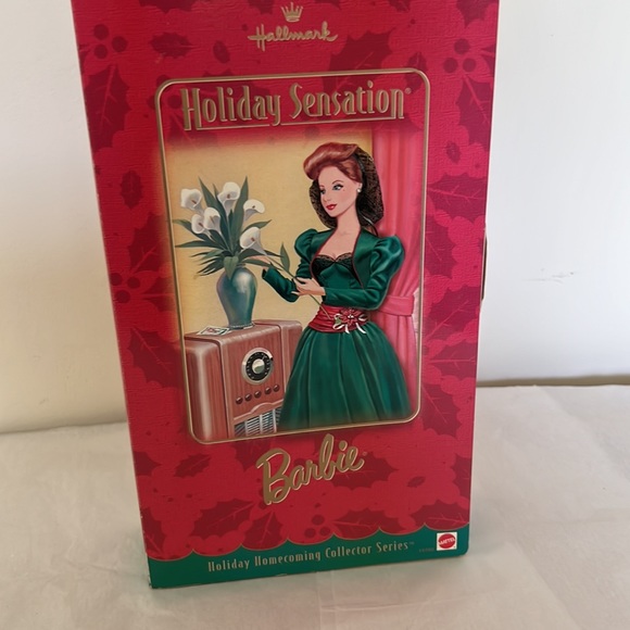 Holiday Sensation Barbie - 1998 - Hallmark Gold Crown Exclusive - Picture 3 of 4